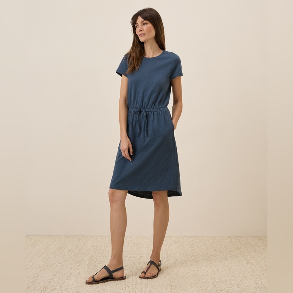 Pact 100% Organic Cotton Relaxed Slub Weekend Dress in French Navy
